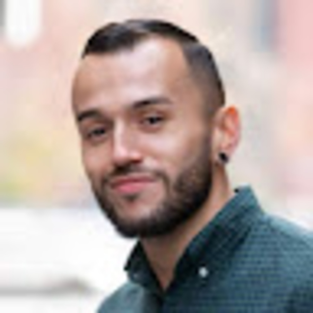 Meet your Posher, Carlos